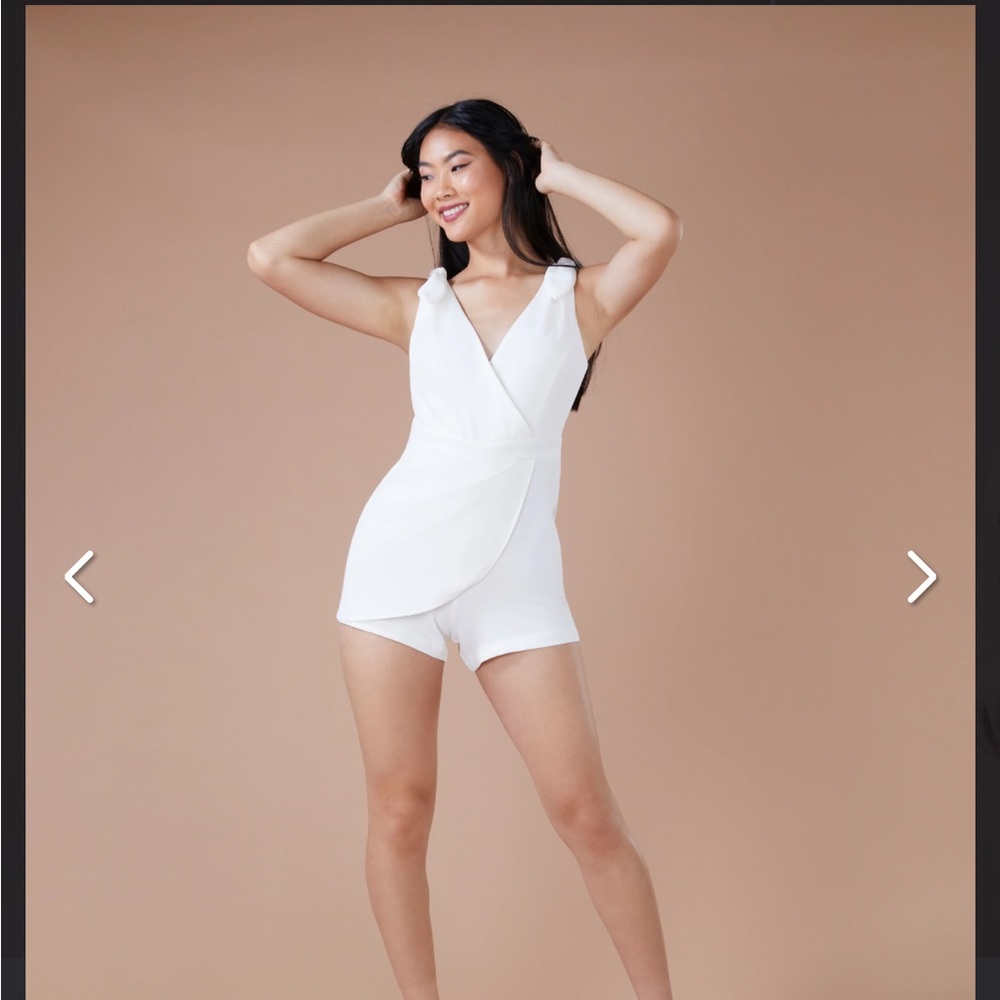 BCBG Shoulder Ties Skort